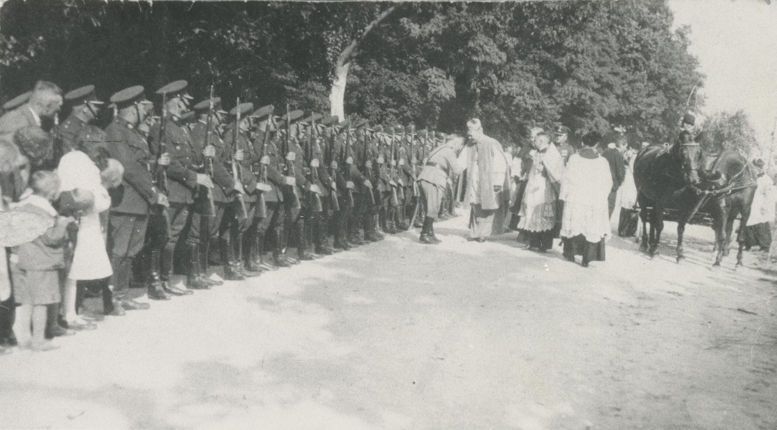 Długie Stare. Wizytacja ks. biskupa Walentego Dymka, 1932 rok